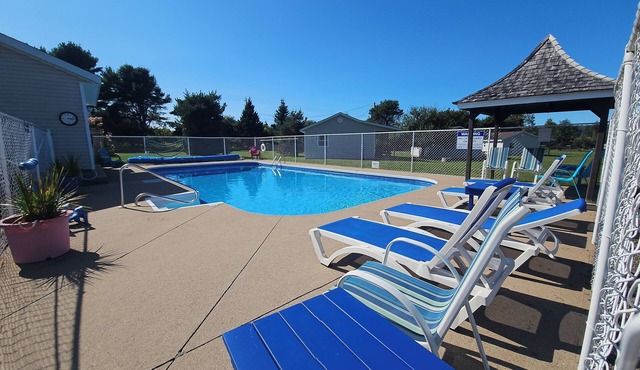 Upscale 2 bedroom fully equipped cottage
