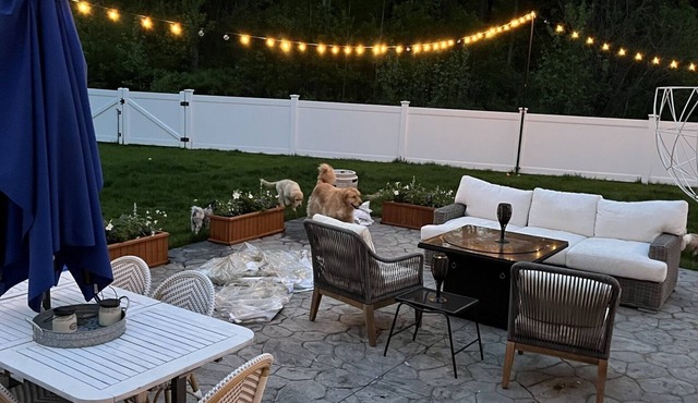 Upscale comfort with easy access to the famous Saratoga Race Course