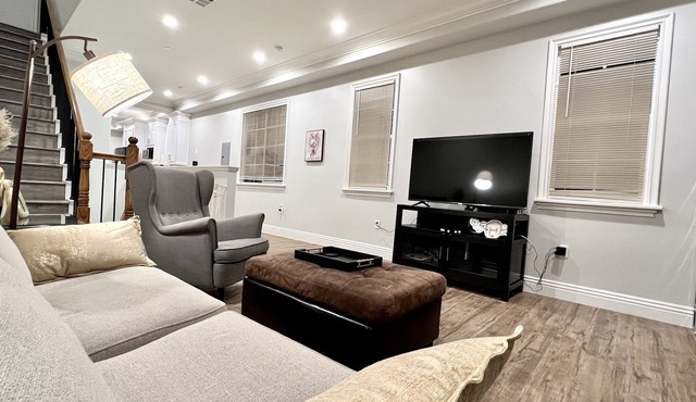 Upscale Condo NEW 2 BR ENSuite 2.5 Bath Attached Garage , full amenities