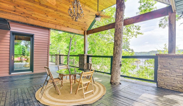 Upscale Getaway on Smith Lake w/Boat Dock