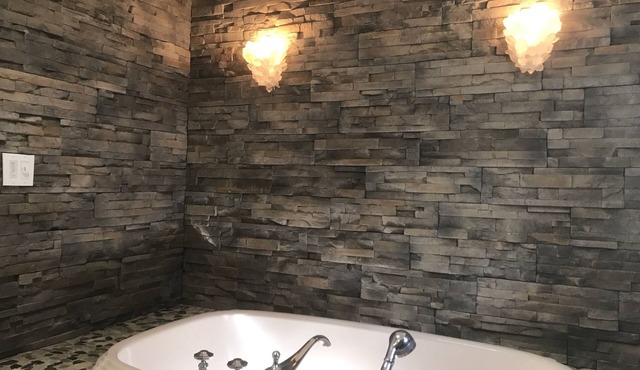 Upscale organic modern with whirl pool