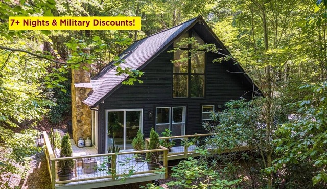 Upscale Private Forest Cabin Near Nantahala RVR w/Deck, WiFi & More! Discounts!
