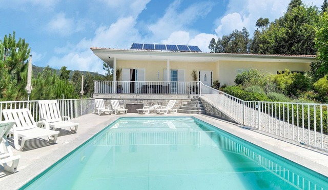 Upscale Villa with Swimming Pool and Terrace
