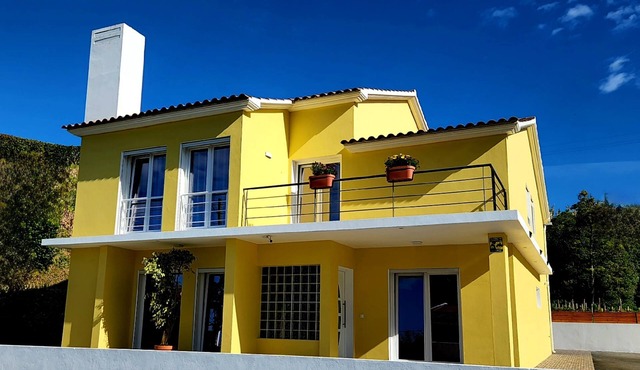 Upscale Villa with 5 bedrooms and 4 bathrooms.
