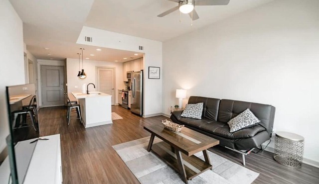 Uptown Furnished Apartments near BOA Stadium apts
