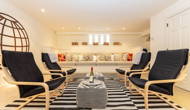 Urban Chic in Lower Pacific Heights