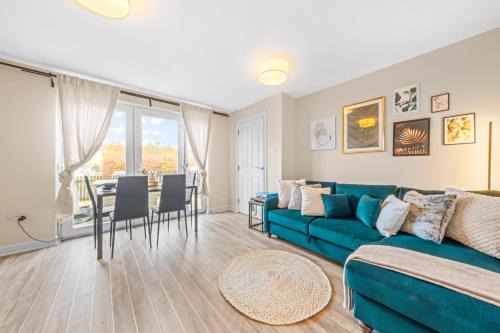 Urban Elegance - Spacious 5-Bed Home in Glasgow