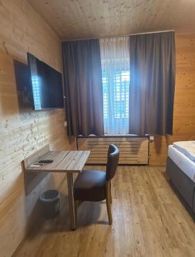 URBAN OAK Smart Stay