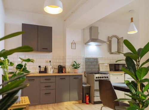 Urban Stillness - 3BD Hideaway