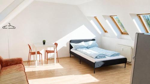 Urban Worker Flat