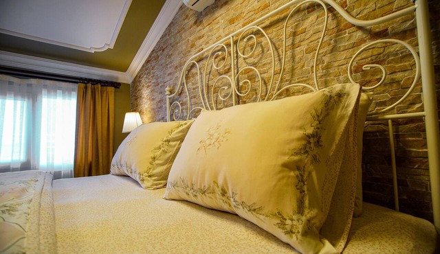 Urla Zeytin Otel