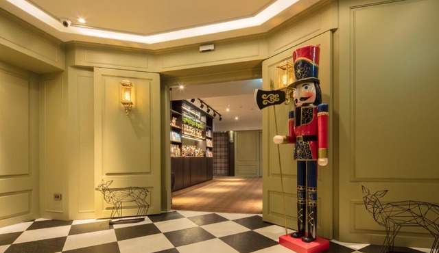 Urtrip Hotel