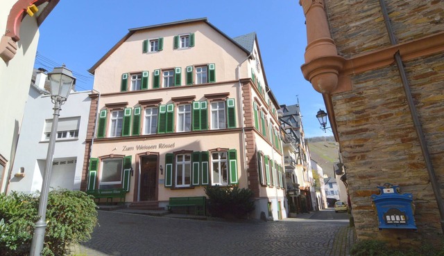 Urzig Heritage Riverside Stay