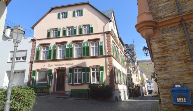 Urzig Heritage Riverside Stay