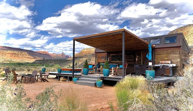 Utah Tiny House for a King Sized Zion Glamping Escape