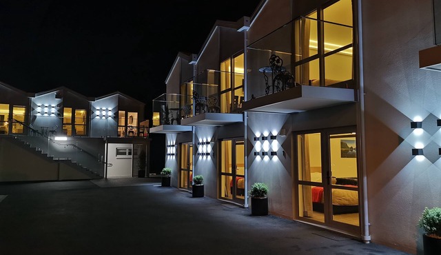 V Motel