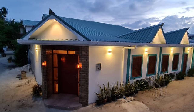 Vaagali Inn