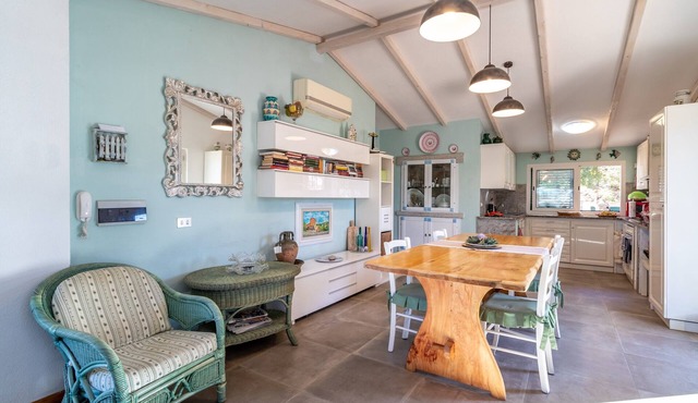 Vacation Home "Statzu Butzu" with Private Covered Terrace & Wi-Fi
