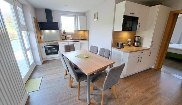 Vacation apartment Reinhardswald, shower, WC, 3 bedrooms - Holiday apartments in the guesthouse