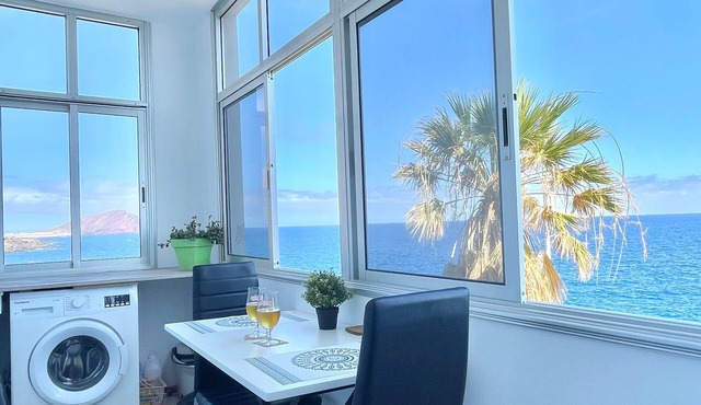 Vacation Apartment 'Balcón Al Atlántico' with Sea View and Wi-Fi