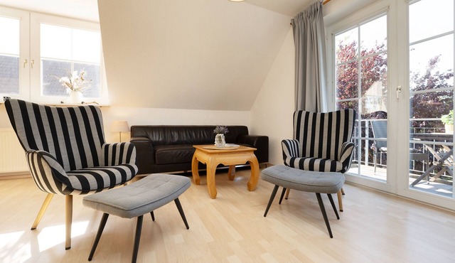 Vacation apartment/apartment for 4 guests with 73m² in Fehmarn OT Wulfen (294290)