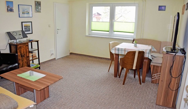 Vacation apartment under thatched roof with terrace Luv - Ferienwohnungen unterm Reetdach