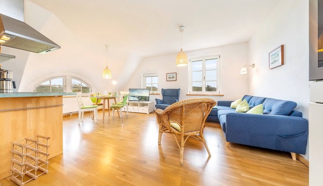 Vacation apartment/apartment for 4 guests with 70m² in Lancken-Granitz (304254)
