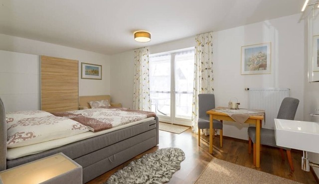 Vacation apartment (100 sqm) with large terrace