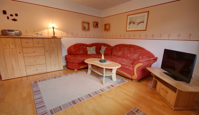 Vacation apartment 2, 100 sqm, 3 bedrooms, south-facing balcony