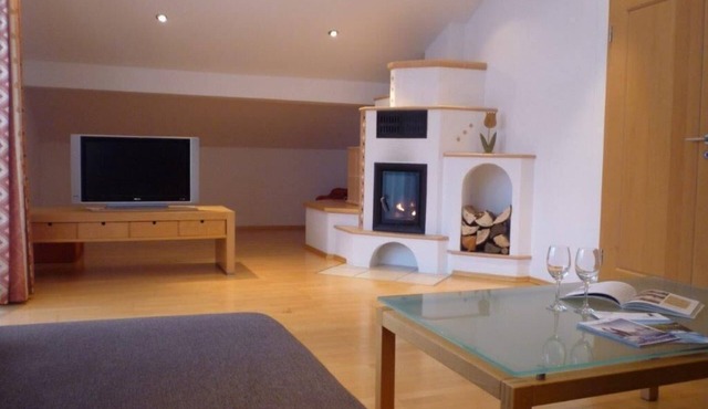Vacation apartment- 4 persons, 100sqm, 2 bedrooms, tiled stove, 2 balconies