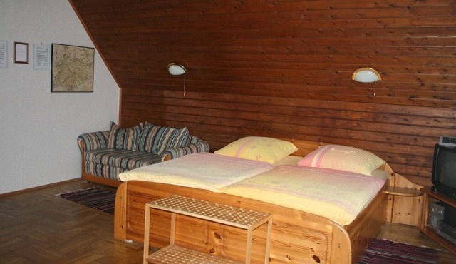 Vacation apartment (60 m2) with garden use