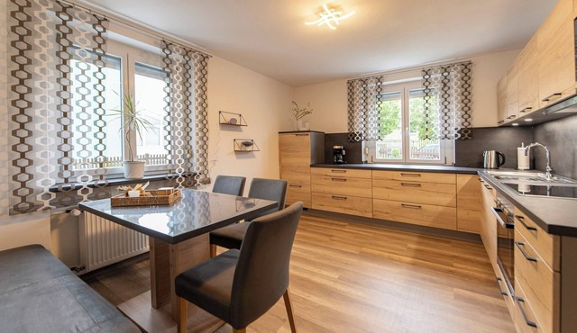 Vacation apartment 90sqm on the first floor with conservatory