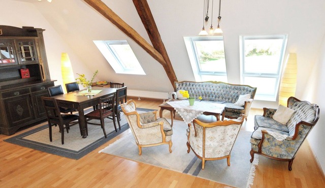 Vacation apartment (90sqm) on the second floor
