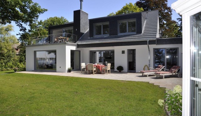 Vacation apartment/apartment for 6 guests with 141m² in Heikendorf (294537)