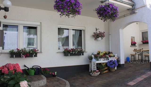 Vacation apartment/apartment for 6 guests with 75m² in Hillscheid (147012)