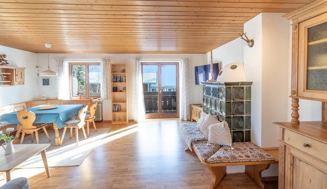Vacation apartment/apartment for 6 guests with 83m² in Rettenberg (301324)