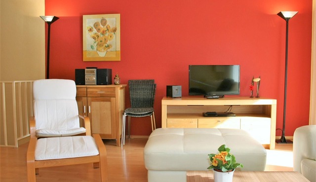 Vacation apartment/apartment for 6 guests with 85m² in Schenefeld (268948)