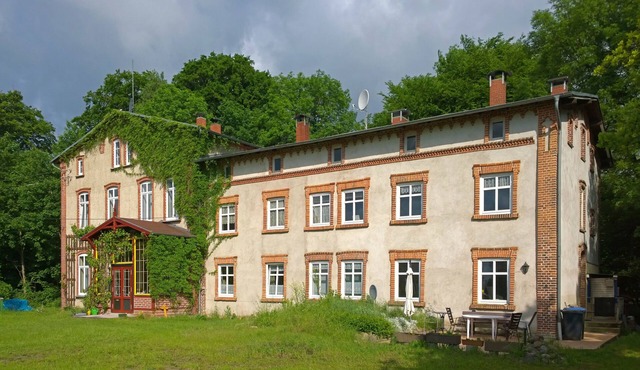 Vacation apartment/apartment for 8 guests with 130m² in Lalendorf (80119)