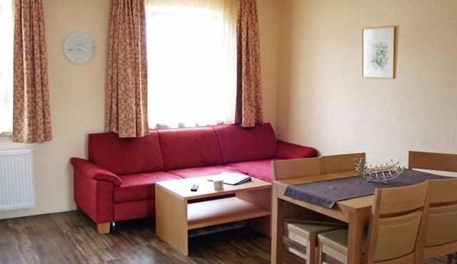 Vacation apartment/apartment for 4 guests with 65m² in Colmberg (176397)
