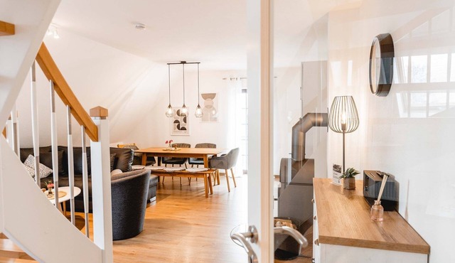Vacation apartment/apartment for 6 guests with 80m² in Grasberg (96332)