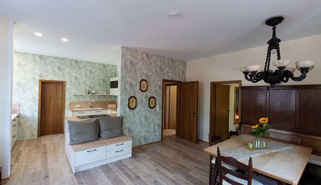 Vacation apartment/apartment for 4 guests with 100m² in Rödental (127190)