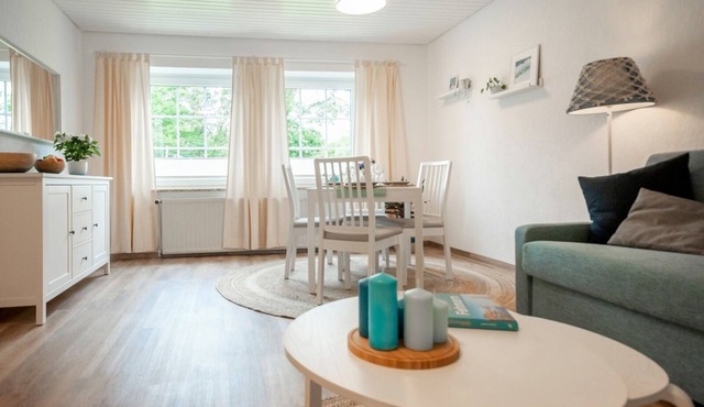 Vacation apartment/apartment for 3 guests with 43m² in Fehmarn (76373)