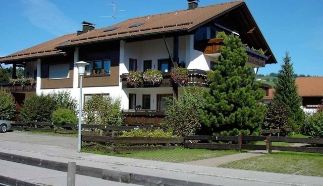 Vacation apartment/apartment for 4 guests with 63m² in Wertach (167745)
