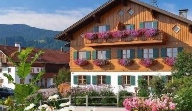 Vacation apartment/apartment for 4 guests with 56m² in Wertach (296578)