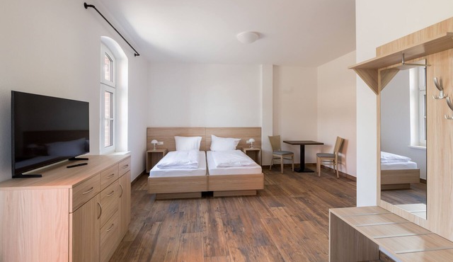 Vacation apartment - barrier-free 105 - Lokschuppen Pasewalk- Guest houses with double room, single room