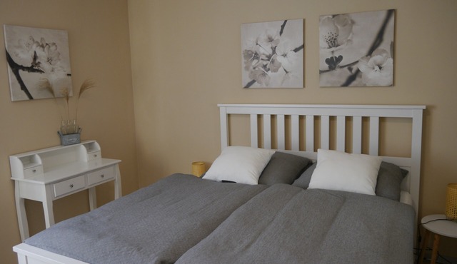 Vacation apartment centrally located between Wertheim and Würzburg. Apartment for 1-4 persons