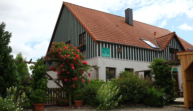 Vacation apartment/apartment for 4 guests with 50m² in Behrensdorf (73334)
