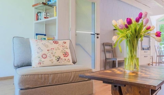 Vacation apartment Stöfs - Baltic Sea vacation. Close to the beach. Nature. Lake view.