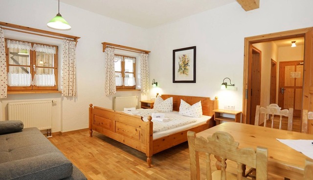Vacation apartment "Innenhof" with terrace - feel good and relax in the Bavarian Forest