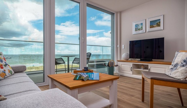 Vacation apartment with a unique sea view
